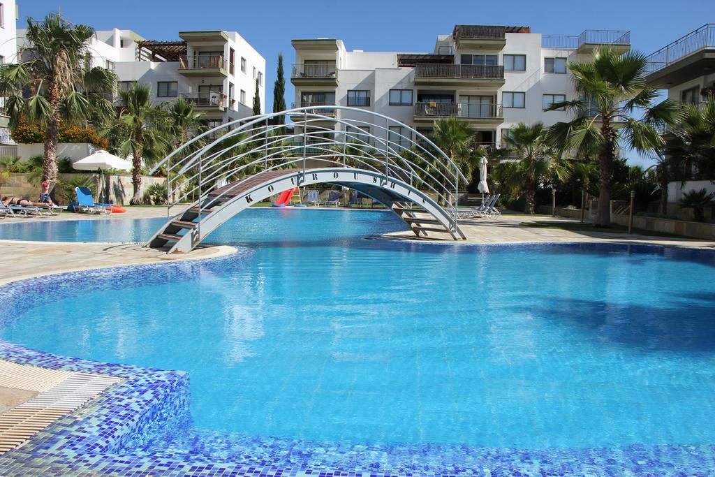 Apartamento Danaos Pool View Paphos Exterior foto